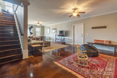 61 Buckle Ridge Weaverville NC 28787