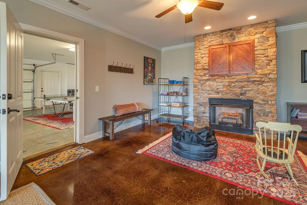 61 Buckle Ridge Weaverville NC 28787