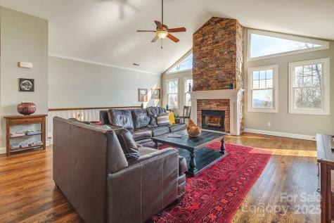 61 Buckle Ridge Weaverville NC 28787
