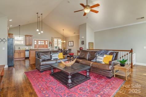 61 Buckle Ridge Weaverville NC 28787