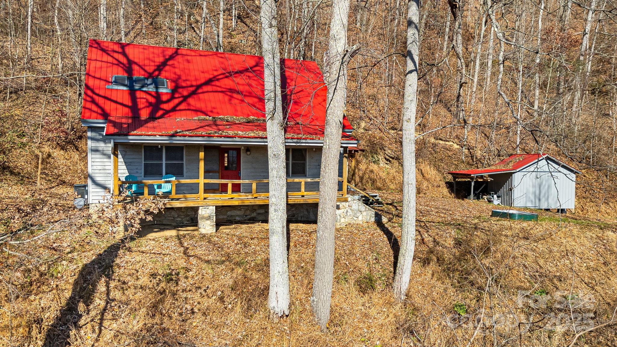550 Cale Way Clyde NC 28721