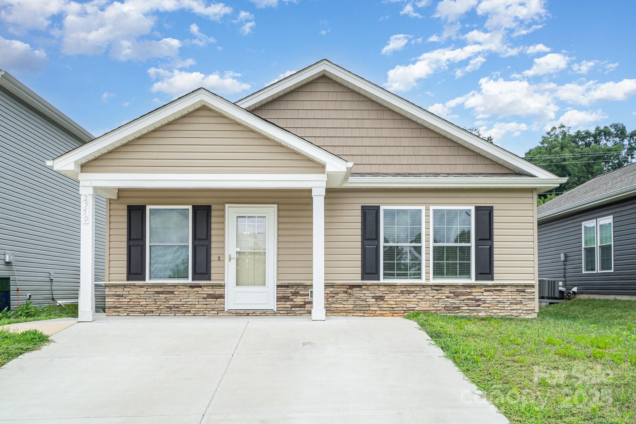 2550 Snow Creek Road NE Hickory NC 28601