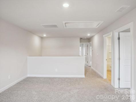 2067 Sunflower Circle Newton NC 28658