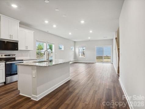 2067 Sunflower Circle Newton NC 28658