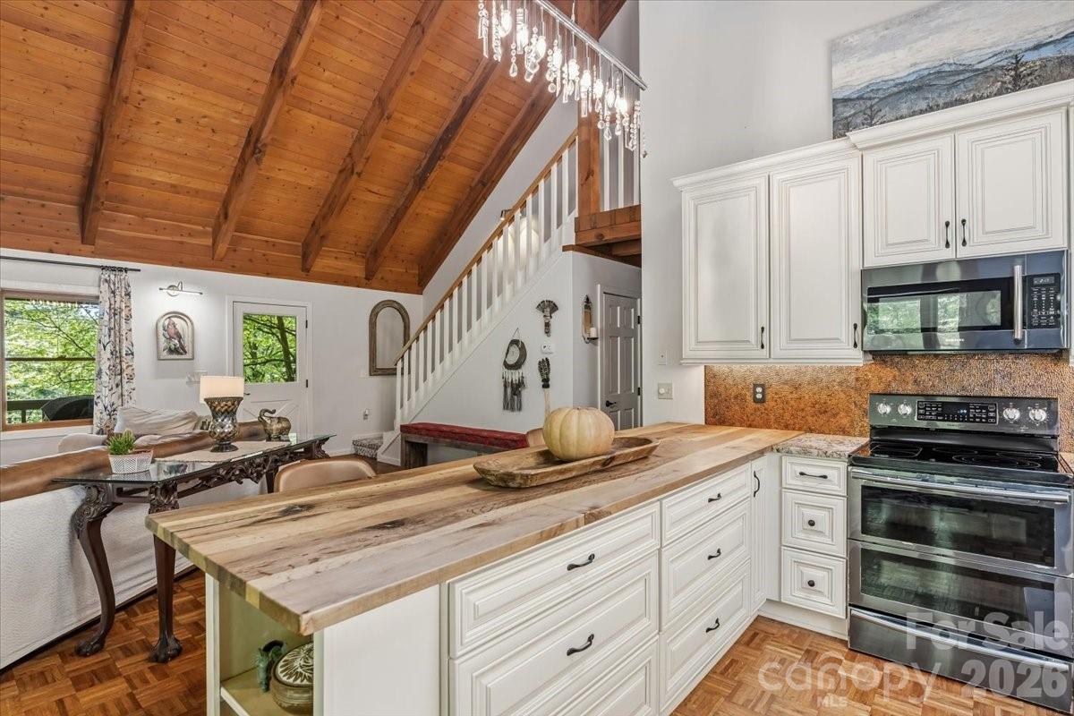 61 Greer Way Mars Hill NC 28754