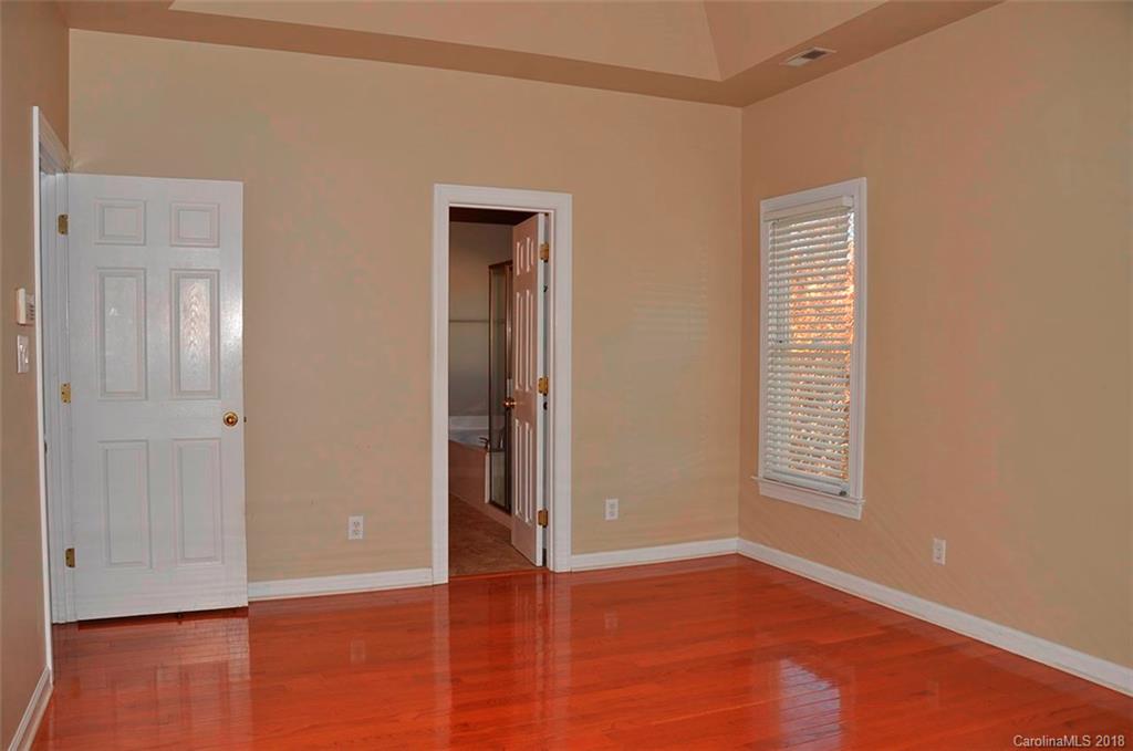 6908 Curlee Court Charlotte NC 28277