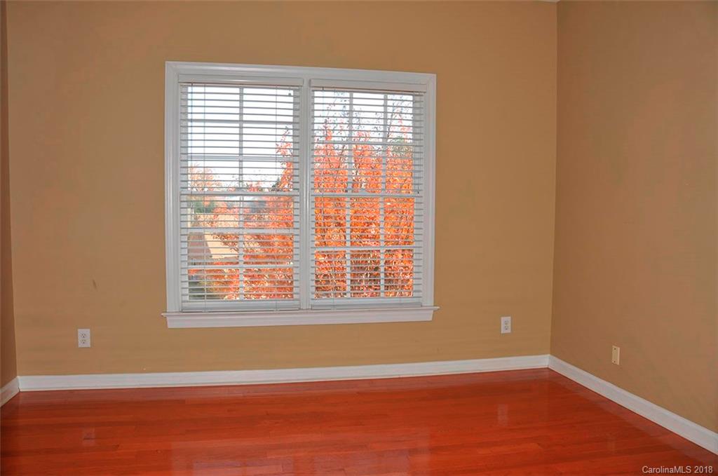 6908 Curlee Court Charlotte NC 28277