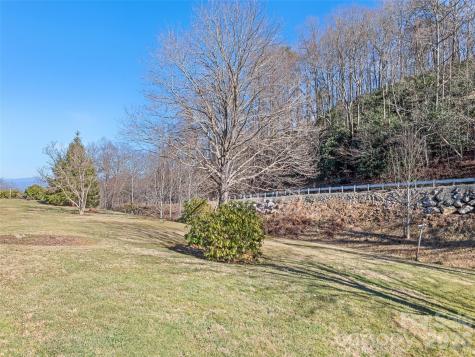 9 Whitted Road Canton NC 28716