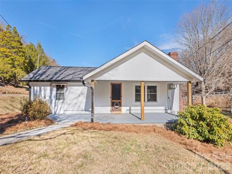 9 Whitted Road Canton NC 28716