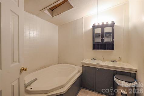 1224 Astoria Road Jamesville NC 27846