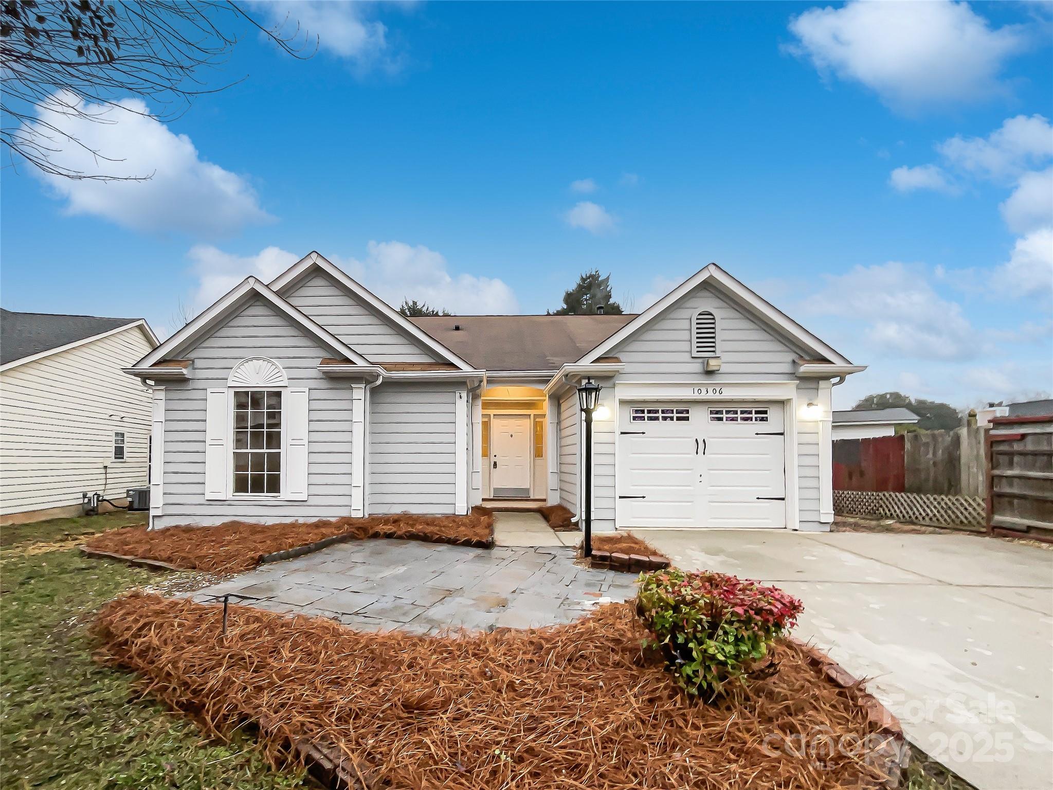 10306 Creswell Court Charlotte NC 28215