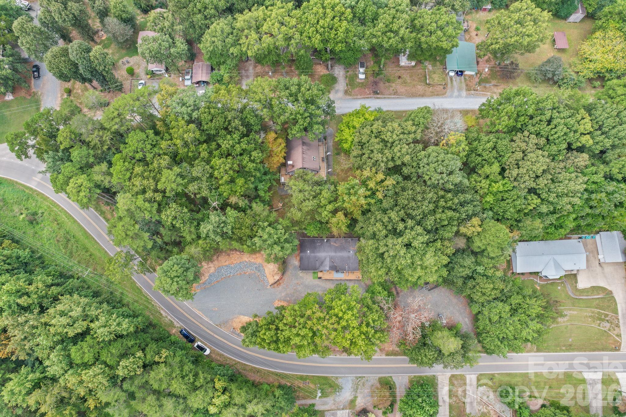 1135 Pinehaven Drive New London NC 28127