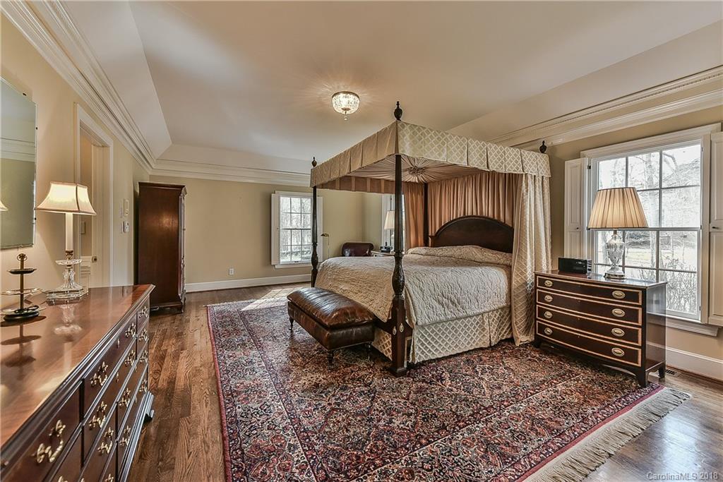 4017 Seminole Court Charlotte NC 28210