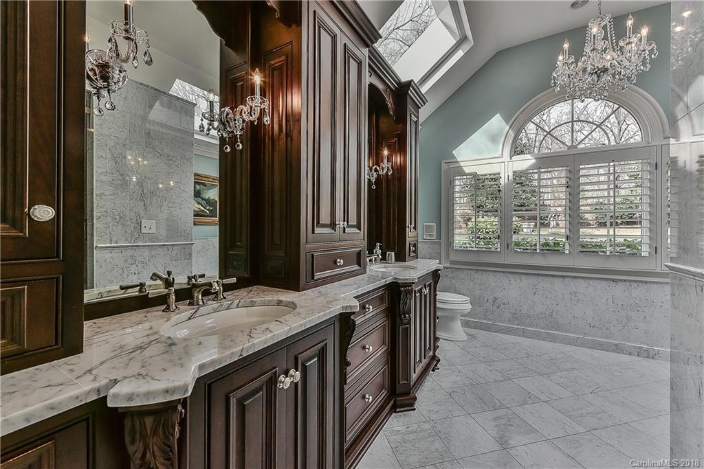 4017 Seminole Court Charlotte NC 28210
