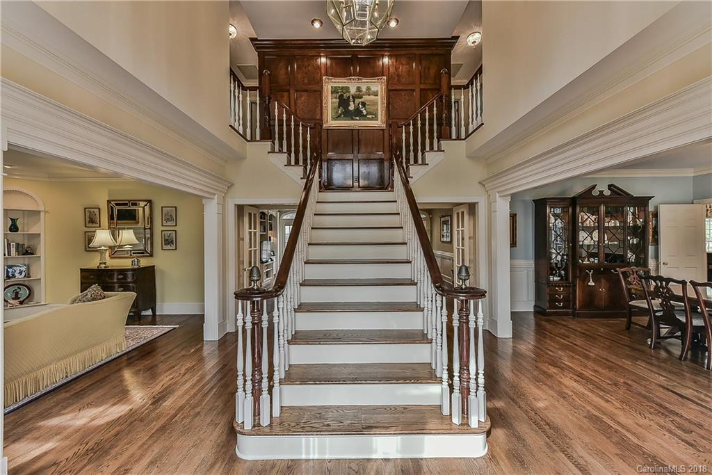 4017 Seminole Court Charlotte NC 28210