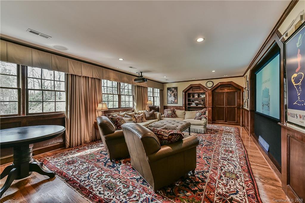 4017 Seminole Court Charlotte NC 28210