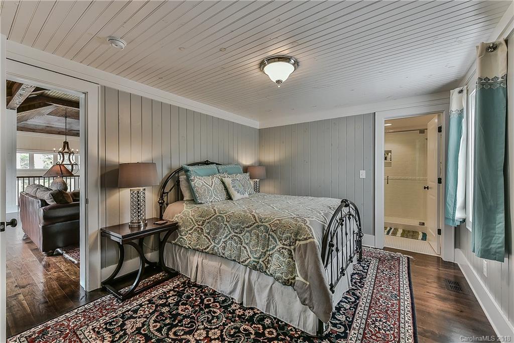 4017 Seminole Court Charlotte NC 28210