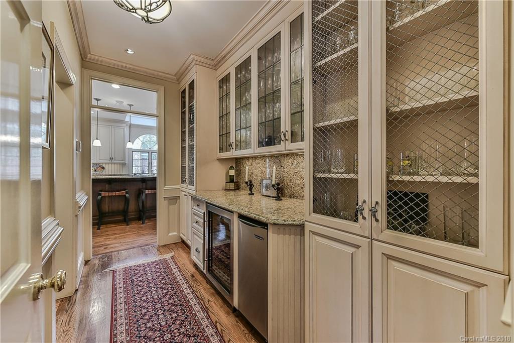 4017 Seminole Court Charlotte NC 28210