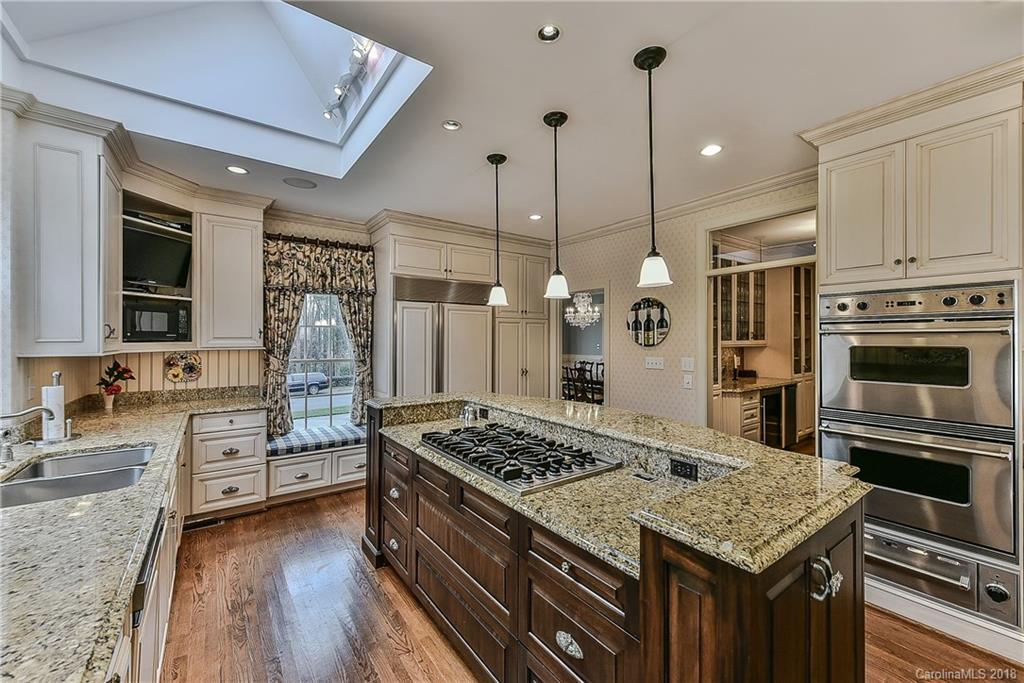 4017 Seminole Court Charlotte NC 28210
