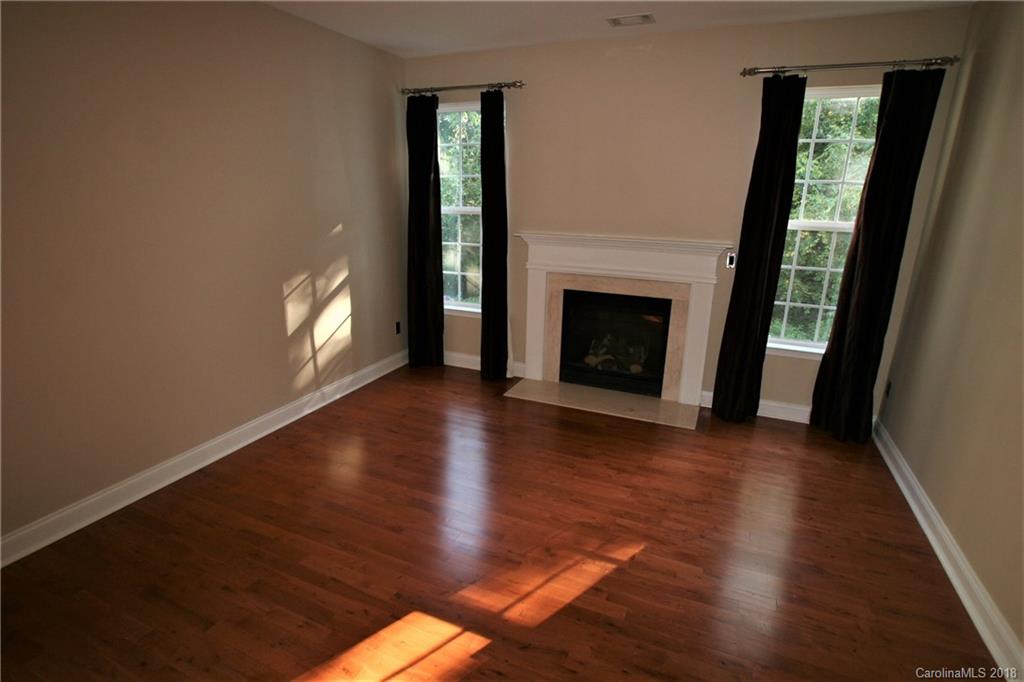 10205 Montrose Drive Nw Charlotte NC 28269