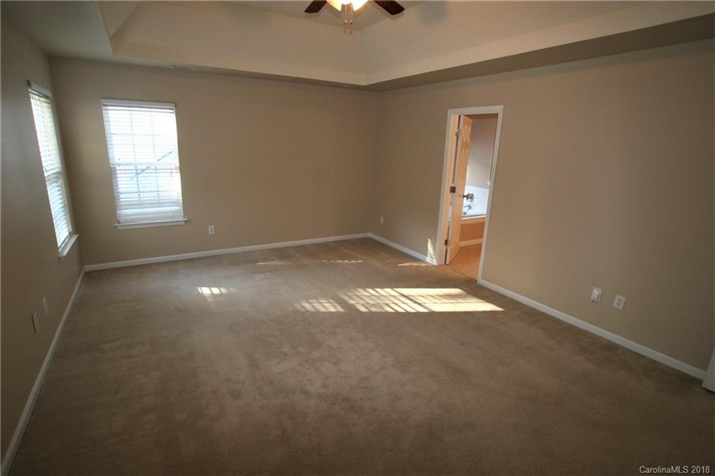 10205 Montrose Drive Nw Charlotte NC 28269