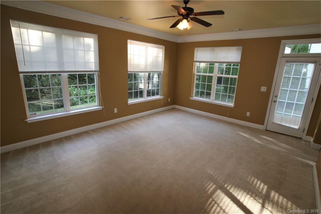 10205 Montrose Drive Nw Charlotte NC 28269
