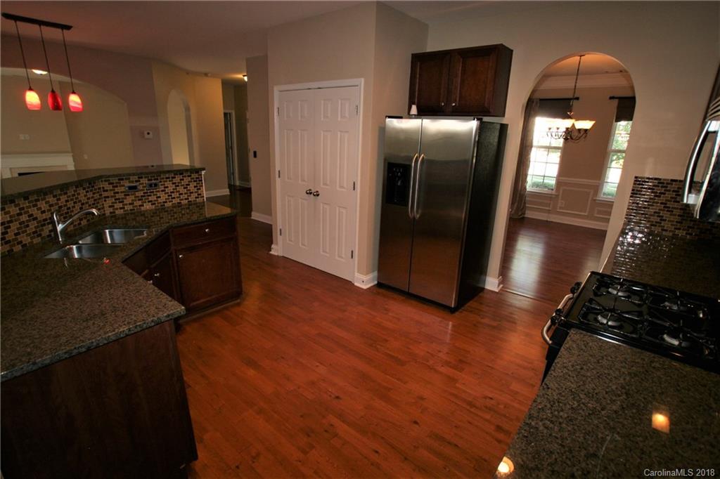 10205 Montrose Drive Nw Charlotte NC 28269