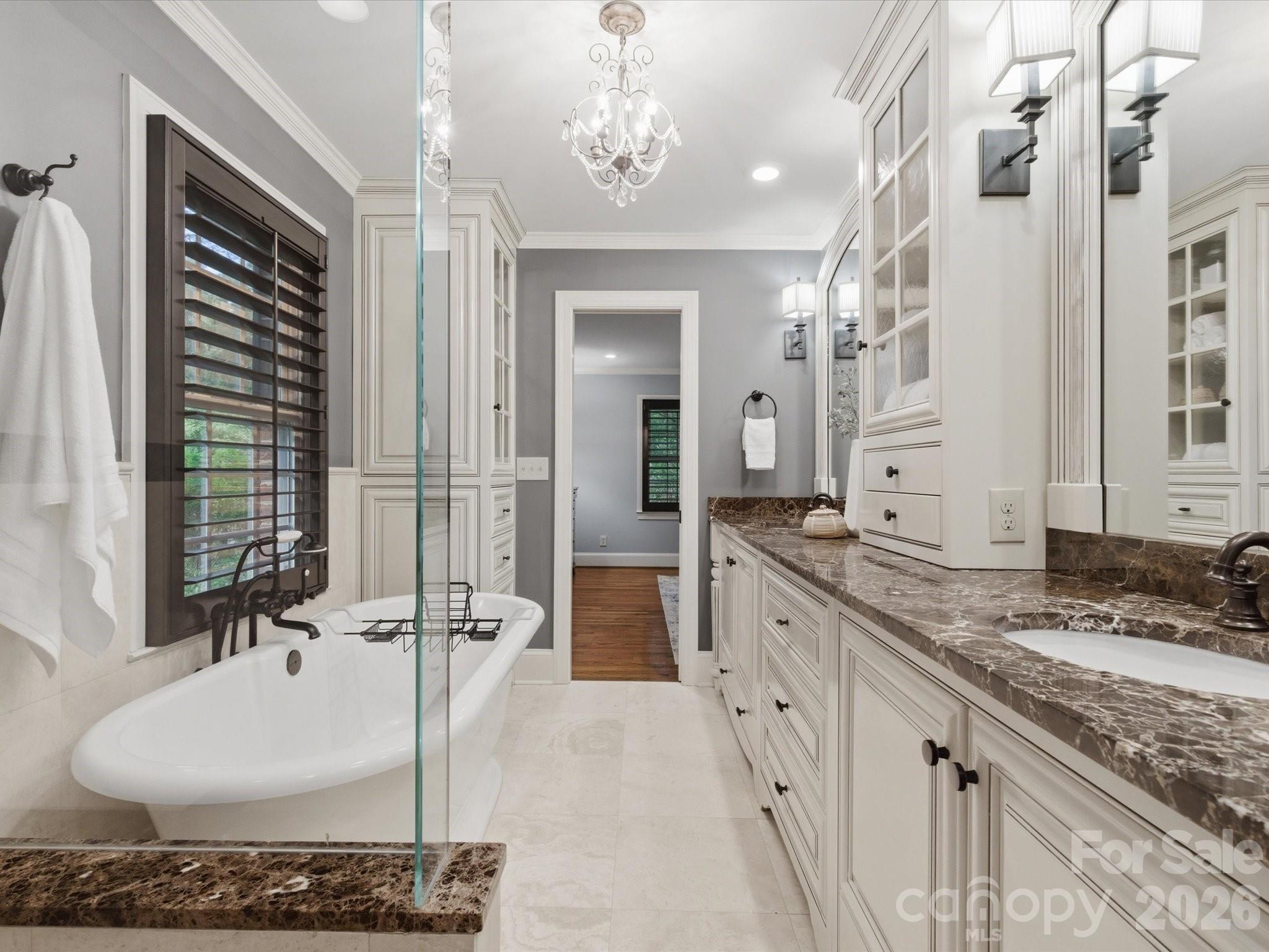 2506 Winding Oak Drive Charlotte NC 28270