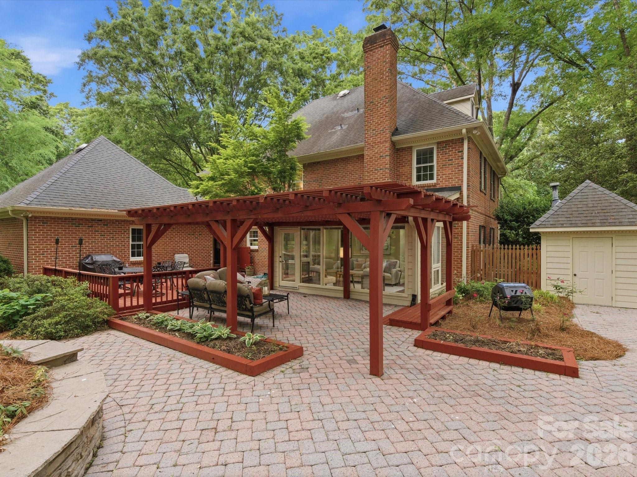 2506 Winding Oak Drive Charlotte NC 28270