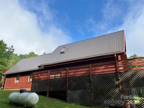 71 Travis Lane Bakersville NC 28705