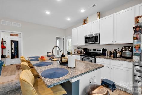 4301 Grove Street Charlotte NC 28269