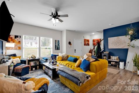 4301 Grove Street Charlotte NC 28269