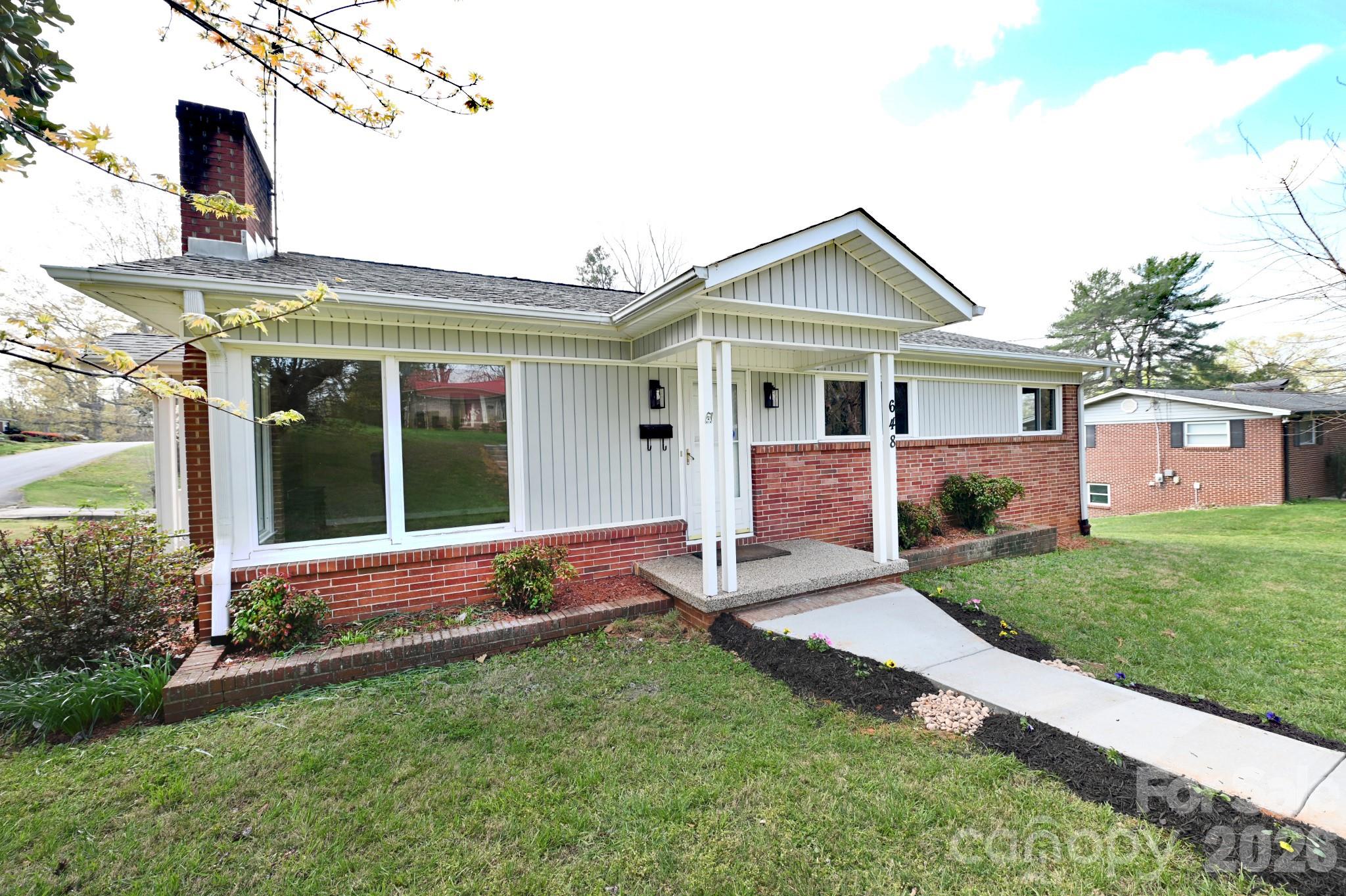 648 7th Avenue SE Hickory NC 28602