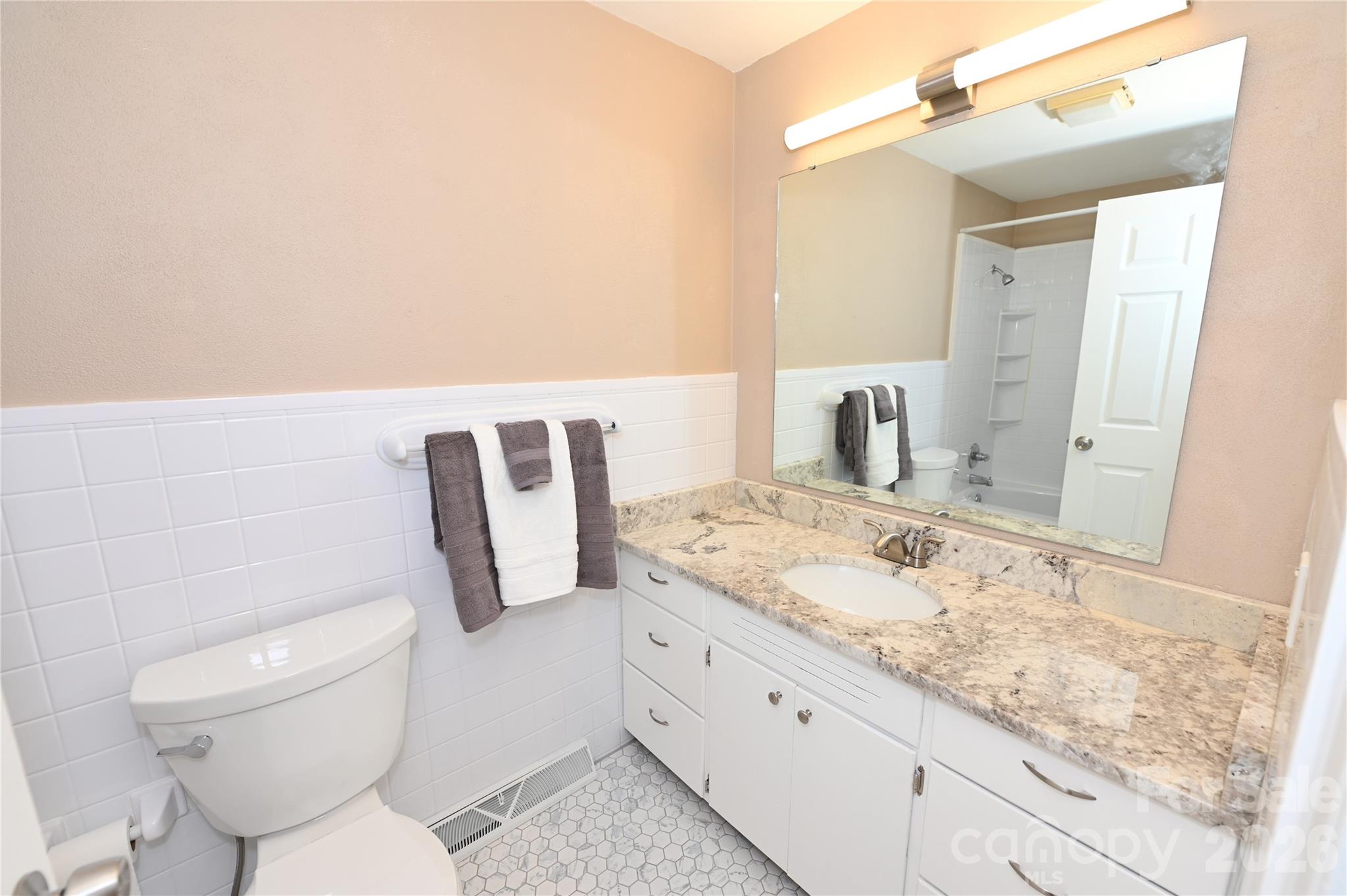 648 7th Avenue SE Hickory NC 28602