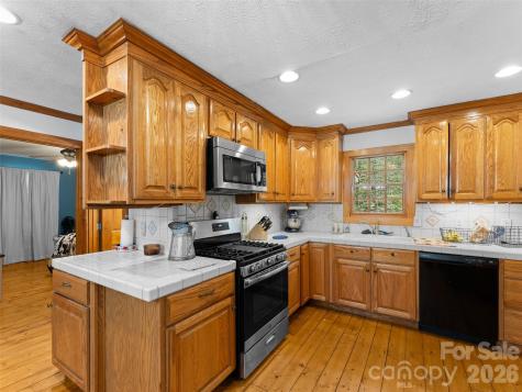 18 Holly Springs Drive Sapphire NC 28774