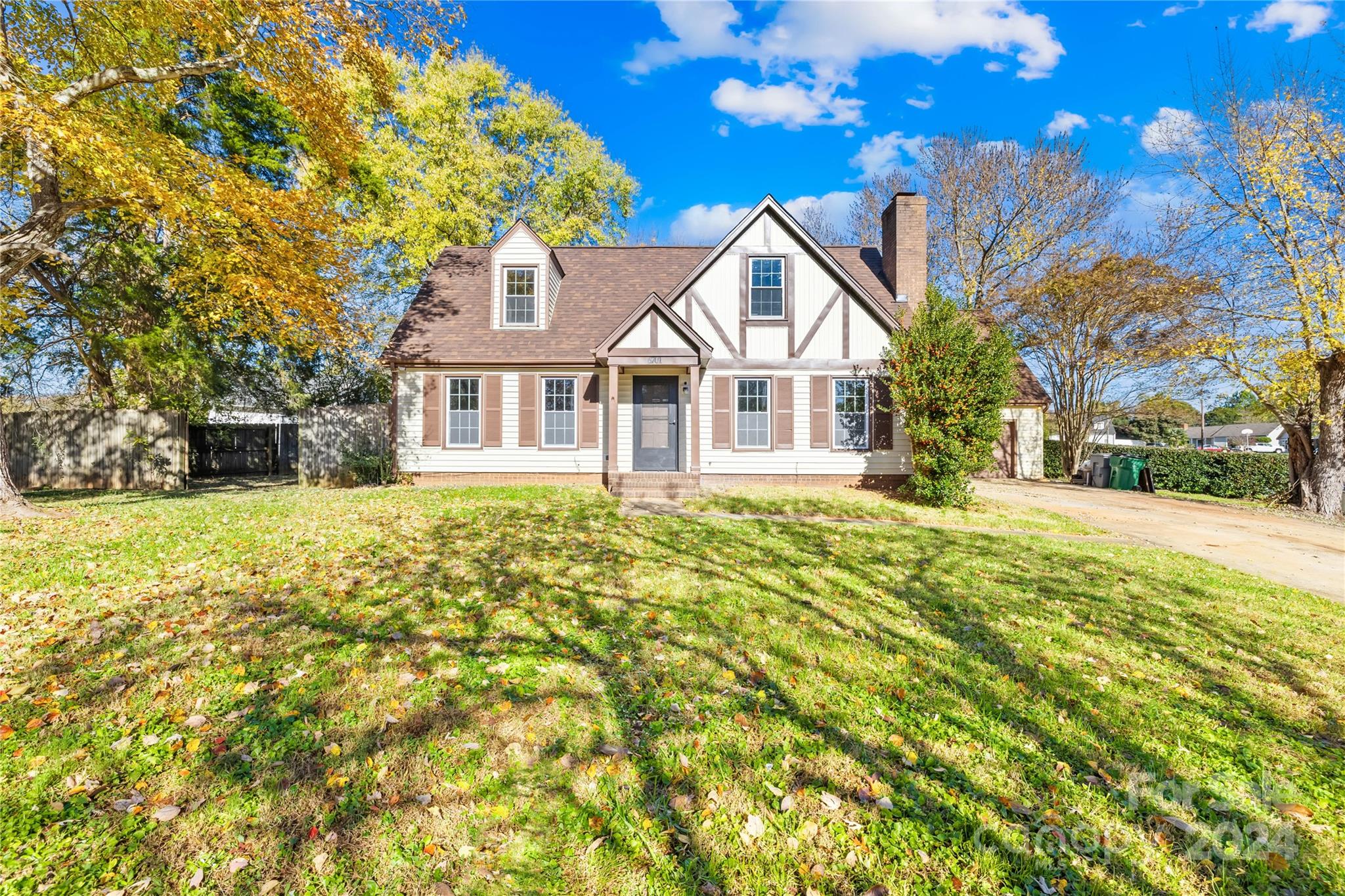 6701 Old Meadow Road Charlotte NC 28227