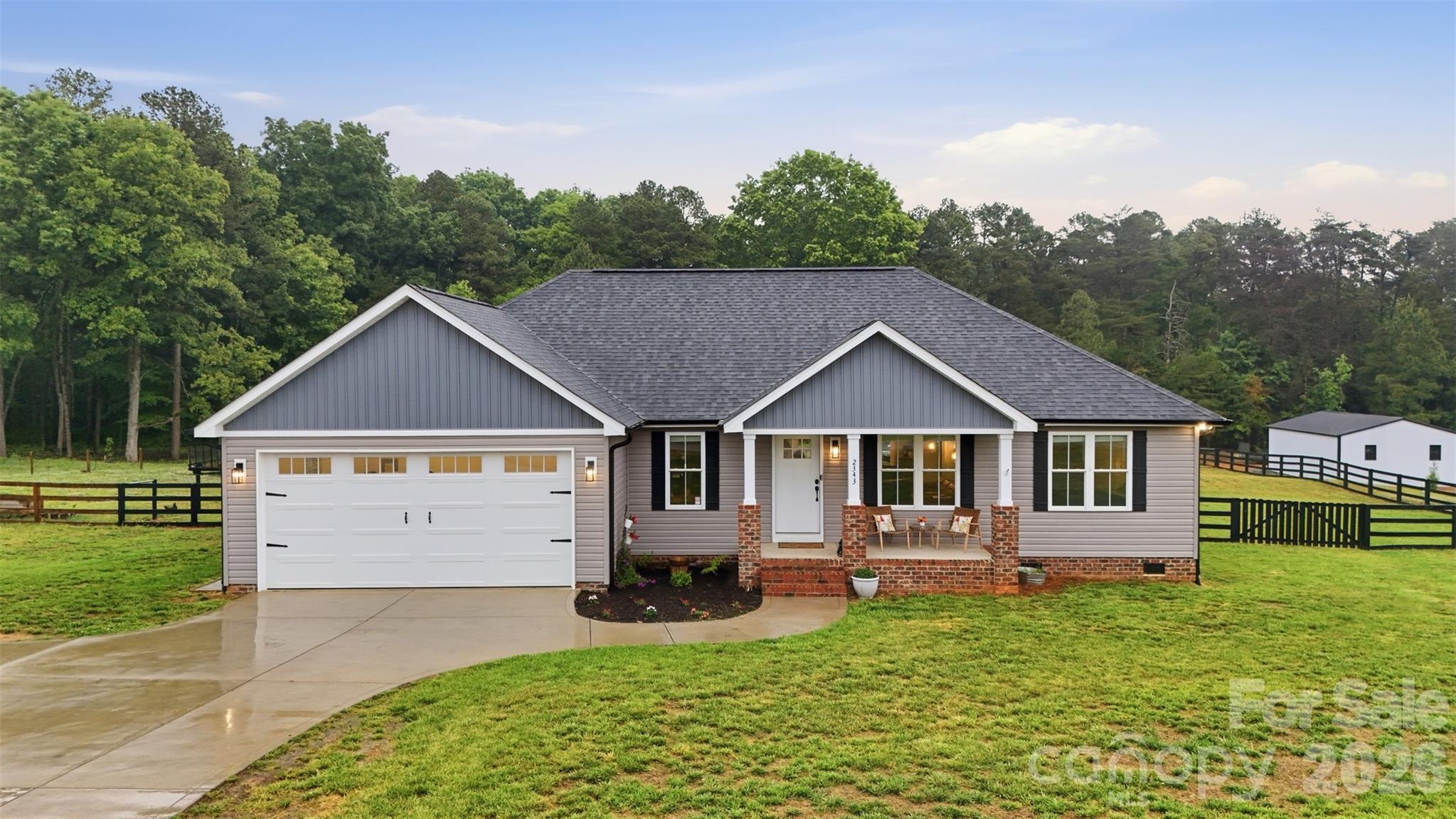 2343 Shoal Road Crouse NC 28033