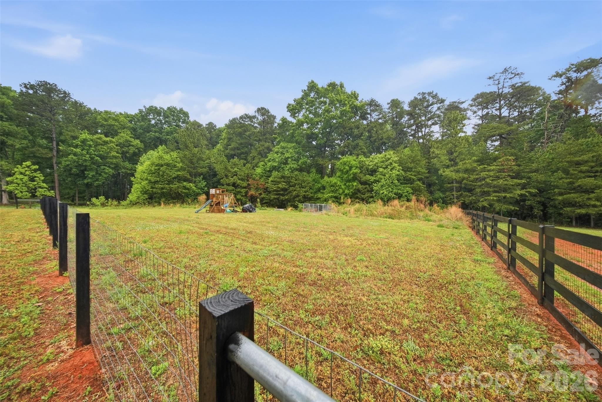 2343 Shoal Road Crouse NC 28033