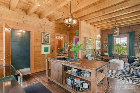 106 Mccauley Drive Asheville NC 28803