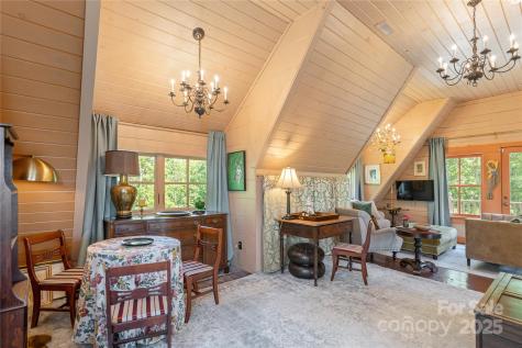 106 Mccauley Drive Asheville NC 28803
