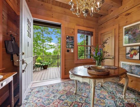 106 Mccauley Drive Asheville NC 28803