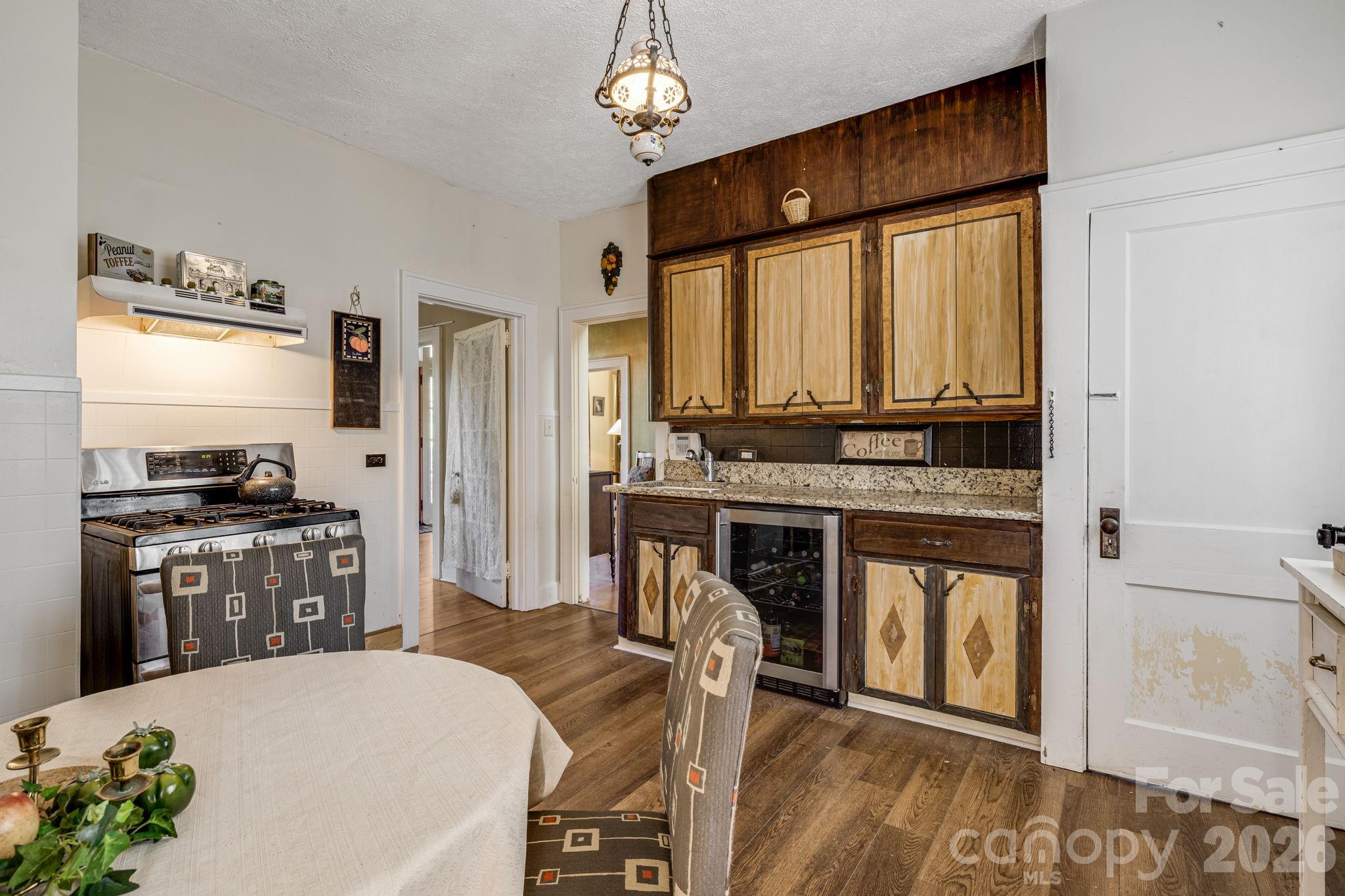 29 Walnut Street Hot Springs NC 28743