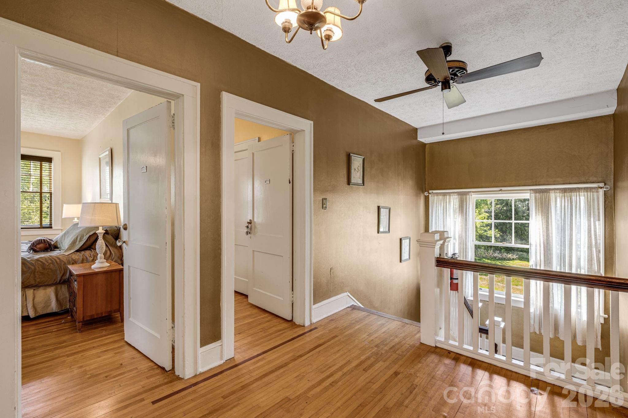 29 Walnut Street Hot Springs NC 28743