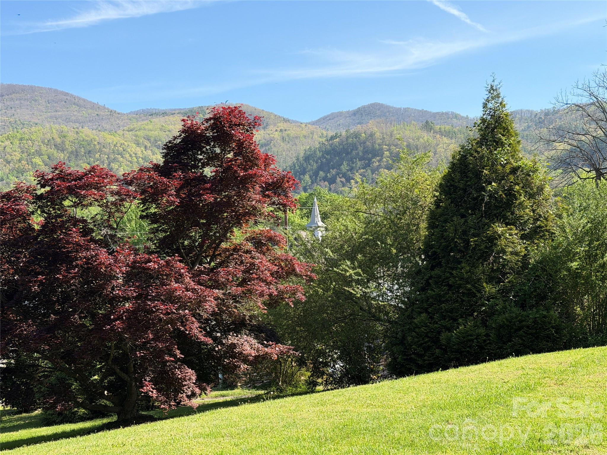 29 Walnut Street Hot Springs NC 28743