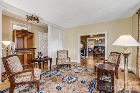 29 Walnut Street Hot Springs NC 28743