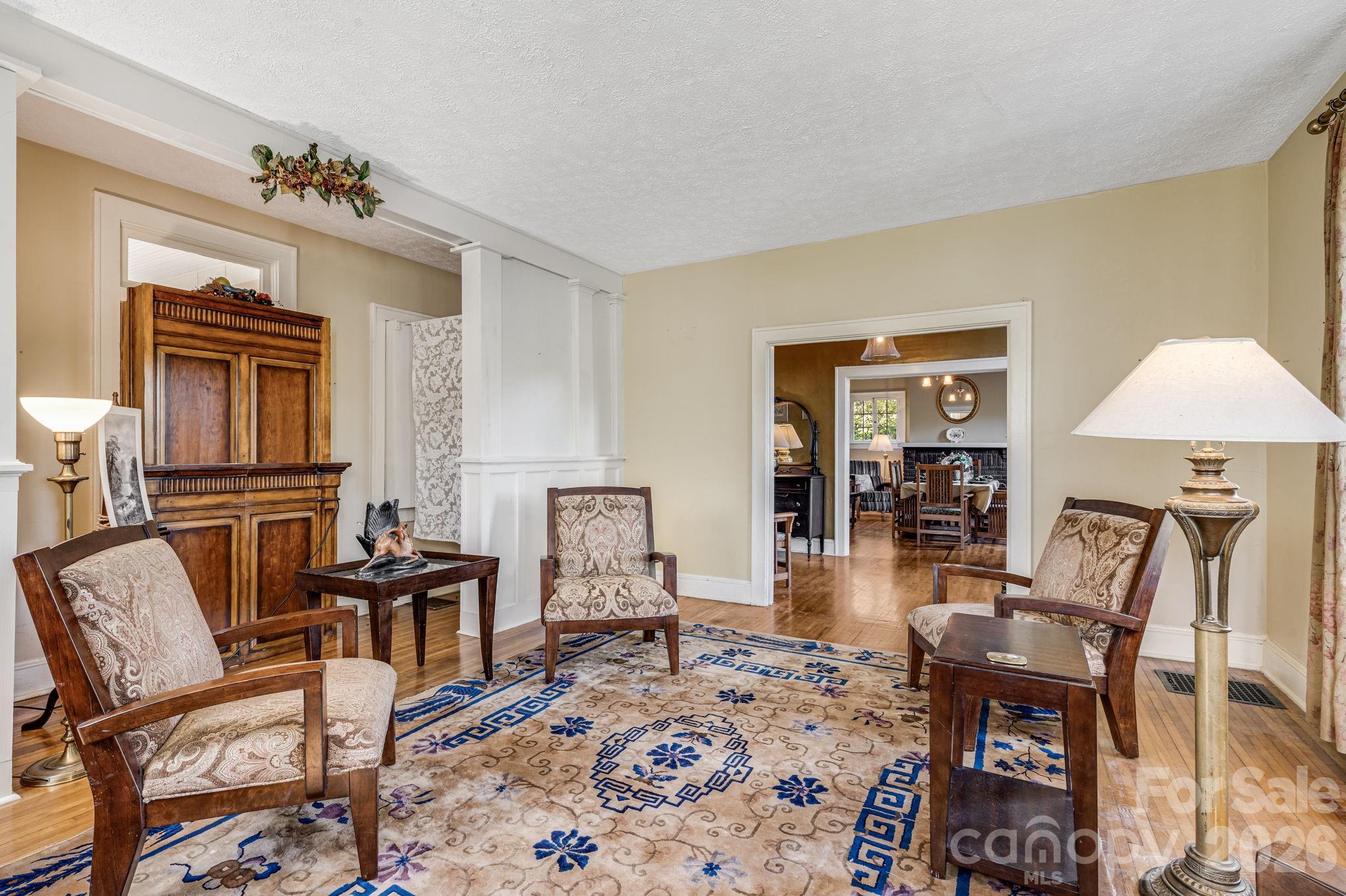 29 Walnut Street Hot Springs NC 28743