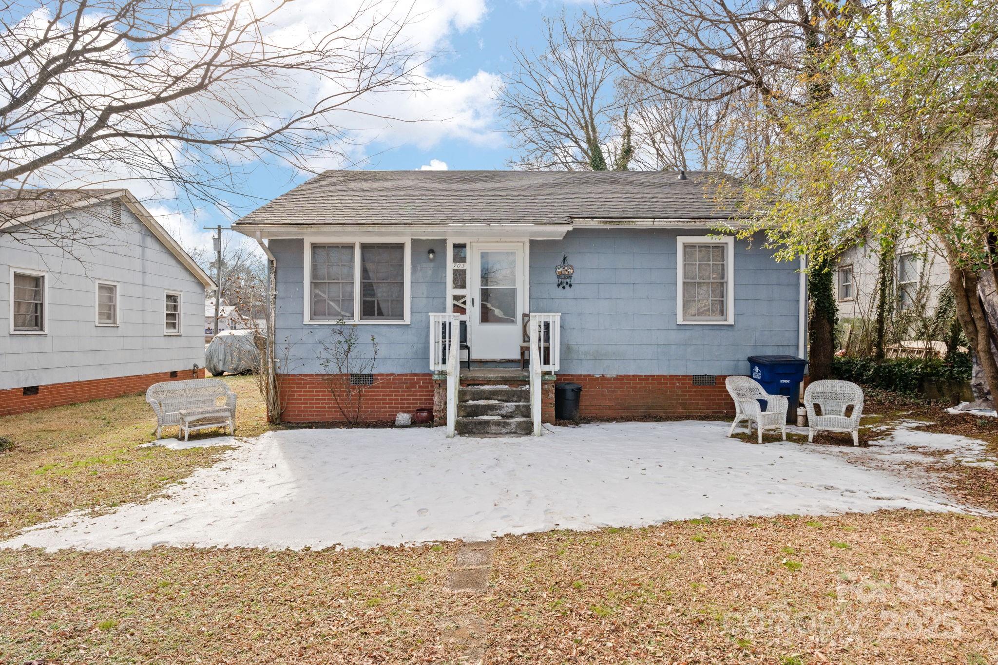 703 Raeford Avenue Lexington NC 27292