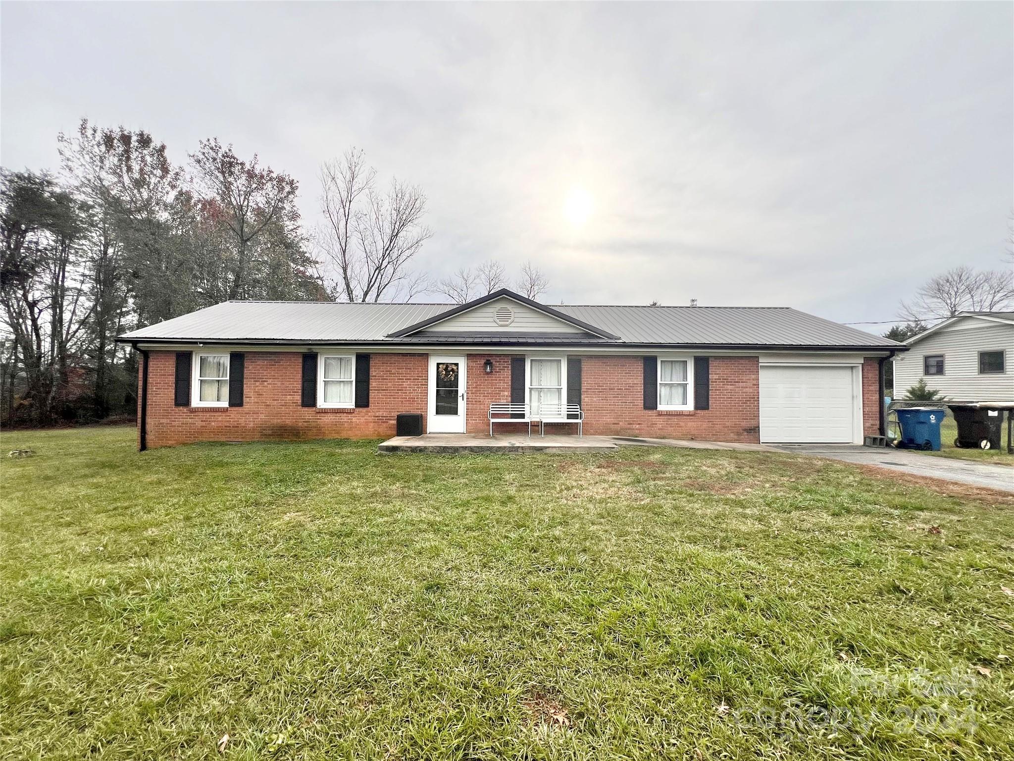 3359 Benfield Place Lenoir NC 28645