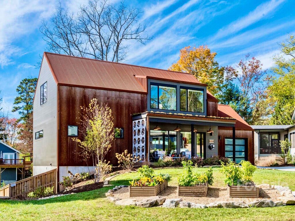 64 Malvern Walk Asheville NC 28806