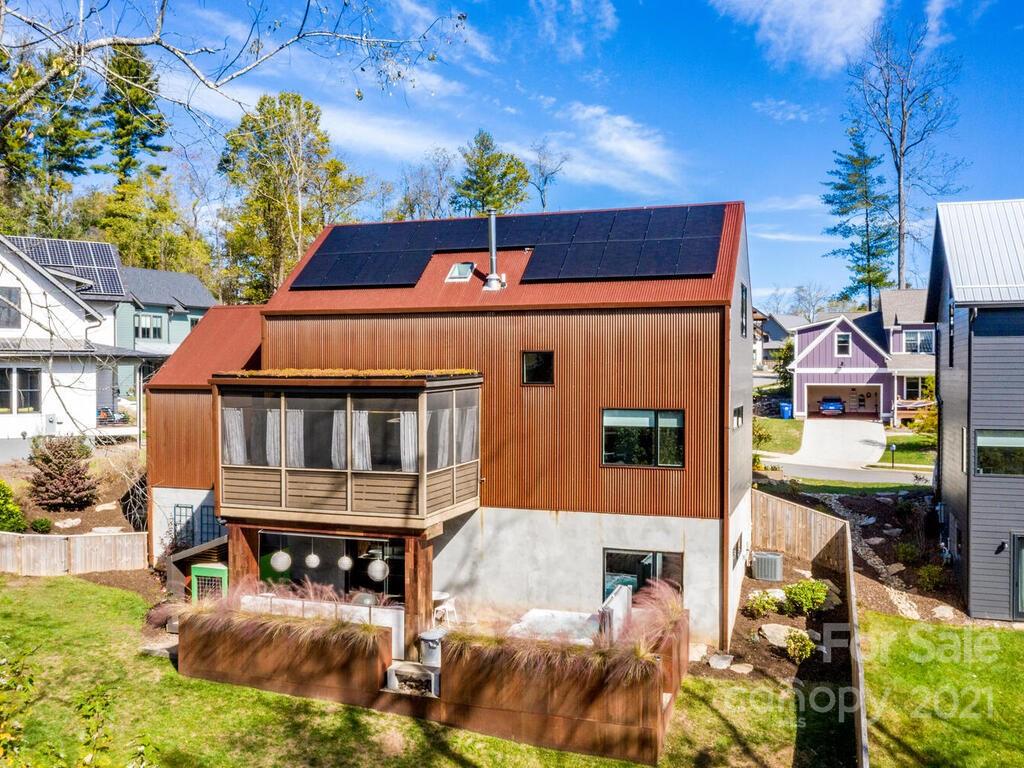 64 Malvern Walk Asheville NC 28806